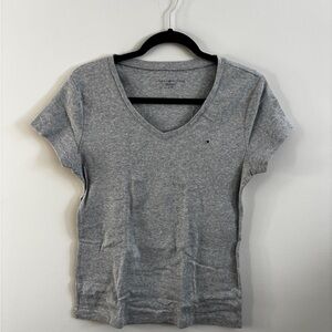 Tommy Hilfiger Heather Gray V-Neck Short Sleeve Tee
